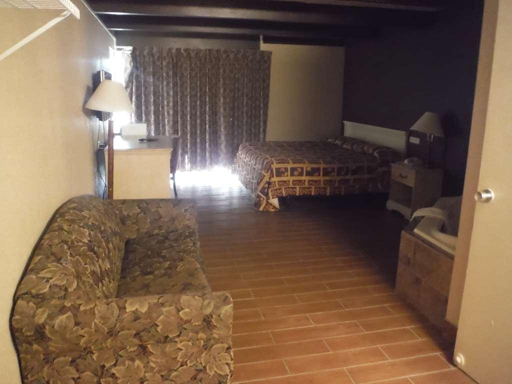 Budgetel Inn & Suites Hotel Wyoming Room photo